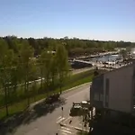 Ylimmaen Kerroksen Luksusnaekymaet Ydinkeskustassa Apartamento Uusikaupunki