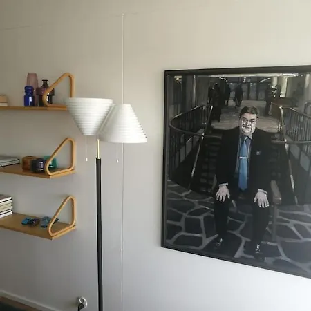 Apartment Ylimmaen Kerroksen Luksusnaekymaet Ydinkeskustassa